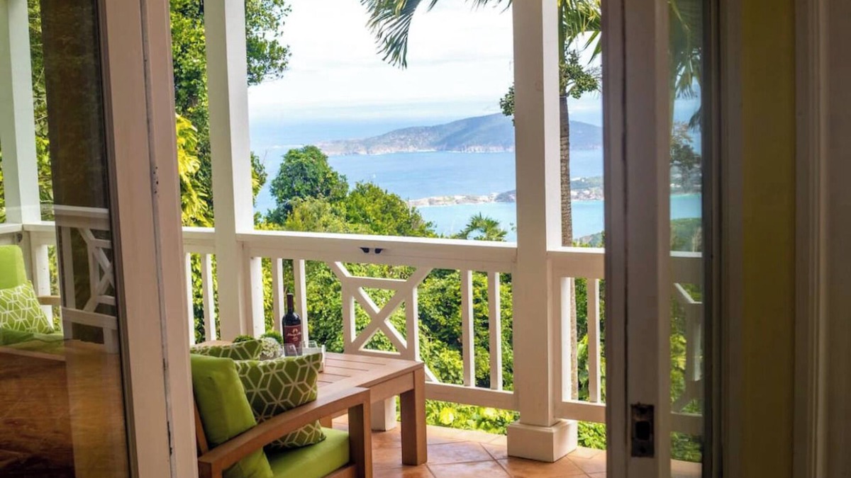 Estate Caret Bay House | Heated pool, amazing island views, outdoor shower, generator, secluded, hammock