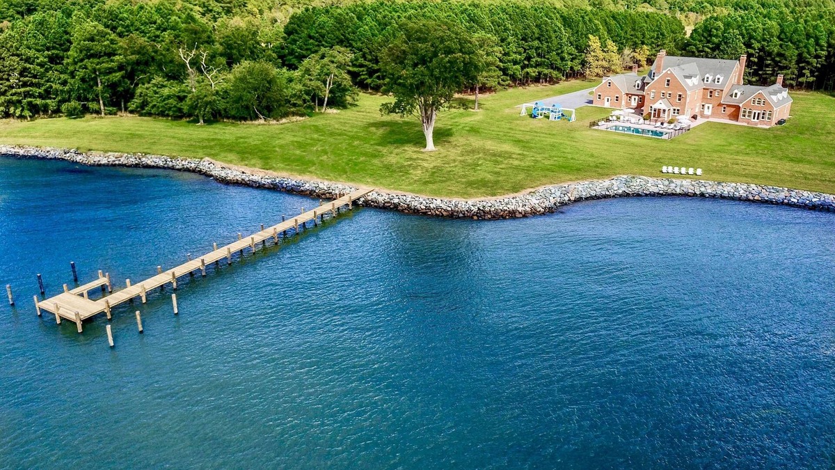Sherwood House | Heated Pool- CHESAPEAKE MANSION - 12,000 SQFT/30 ACRES/HUGE POLYWOOD PLAYGROUND