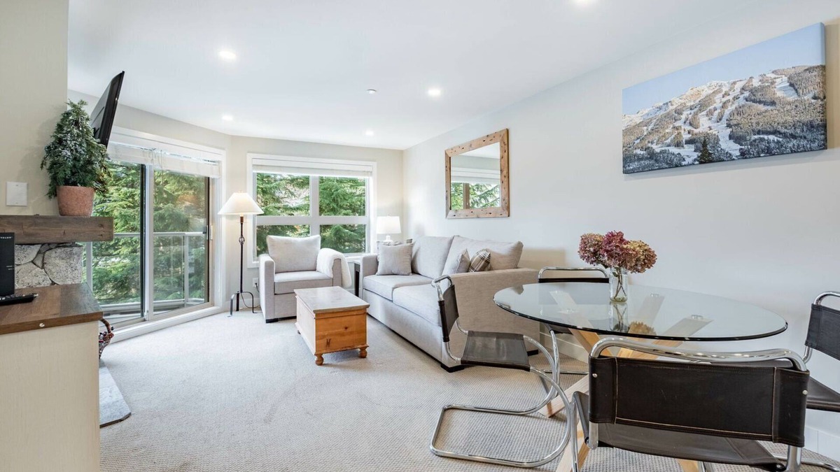 Upper Village Condo | Heated pool, hot tub & gym | Ski-in/out Retreat