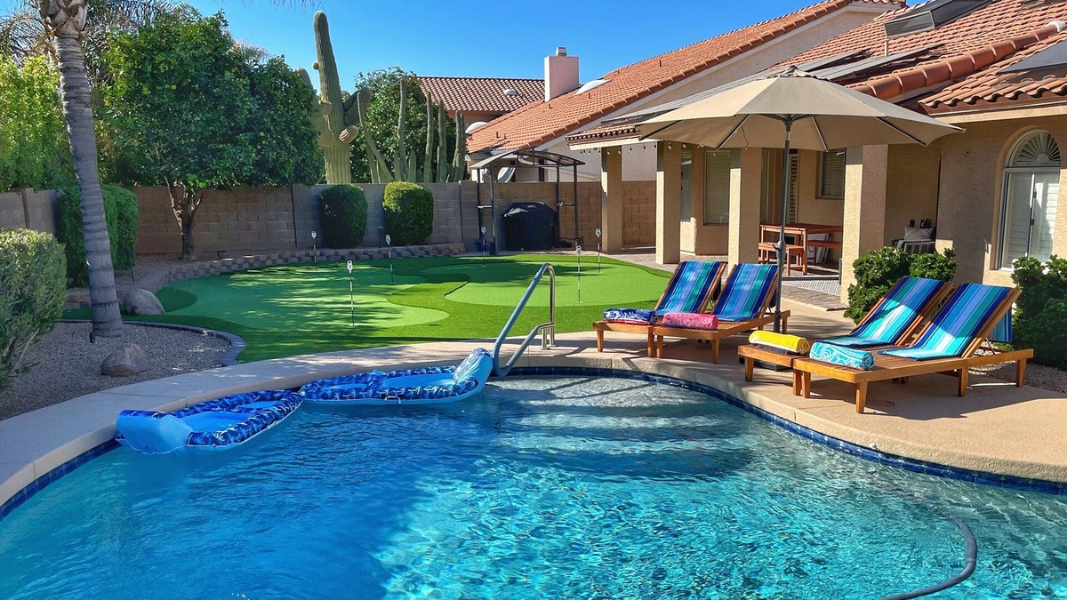 Paradise Park Vista House | Heated Pool, Putting Green & Arcades in LUXE Home! 3-mi to Waste Management Open