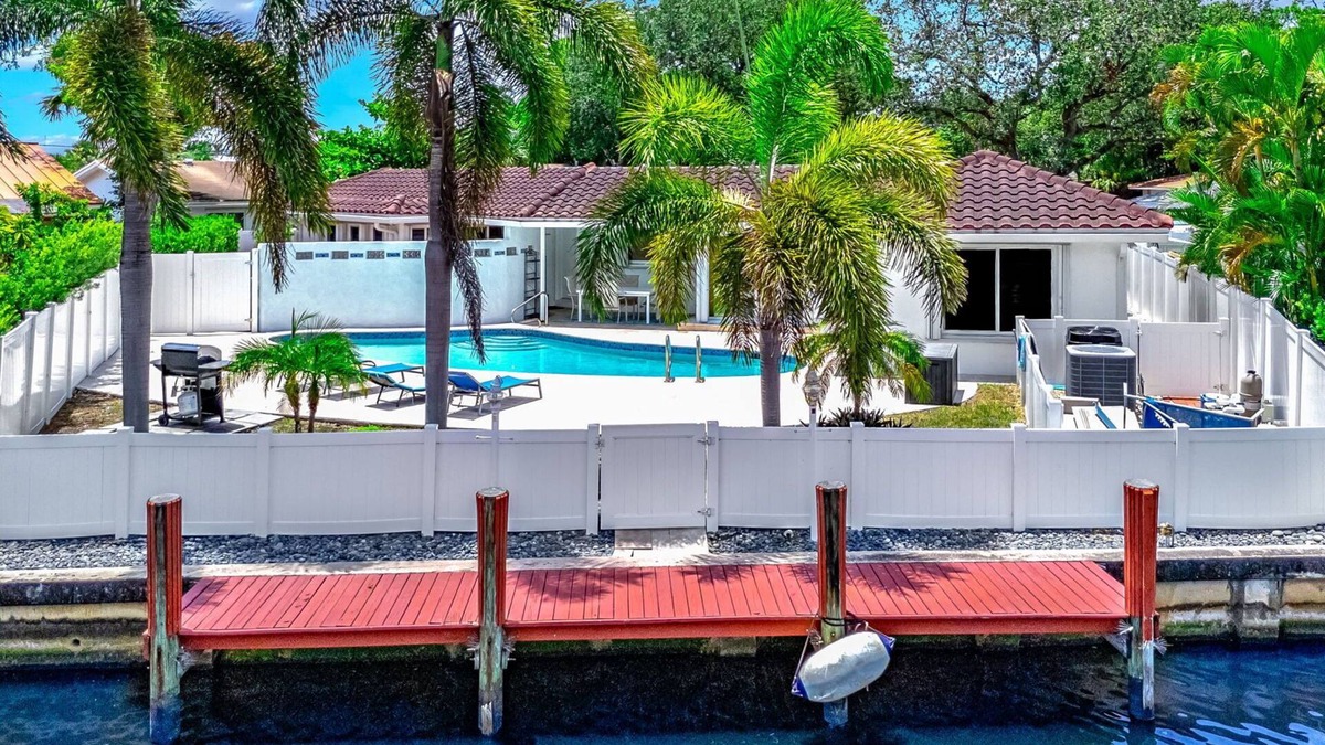 South New River Isles House | Heated Pool + Waterfront! Close To Beach & Shops!