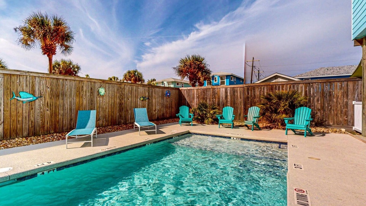 Port Aransas House | Heated Private Pool, Boat Parking, Golf Cart Included, Pet Friendly