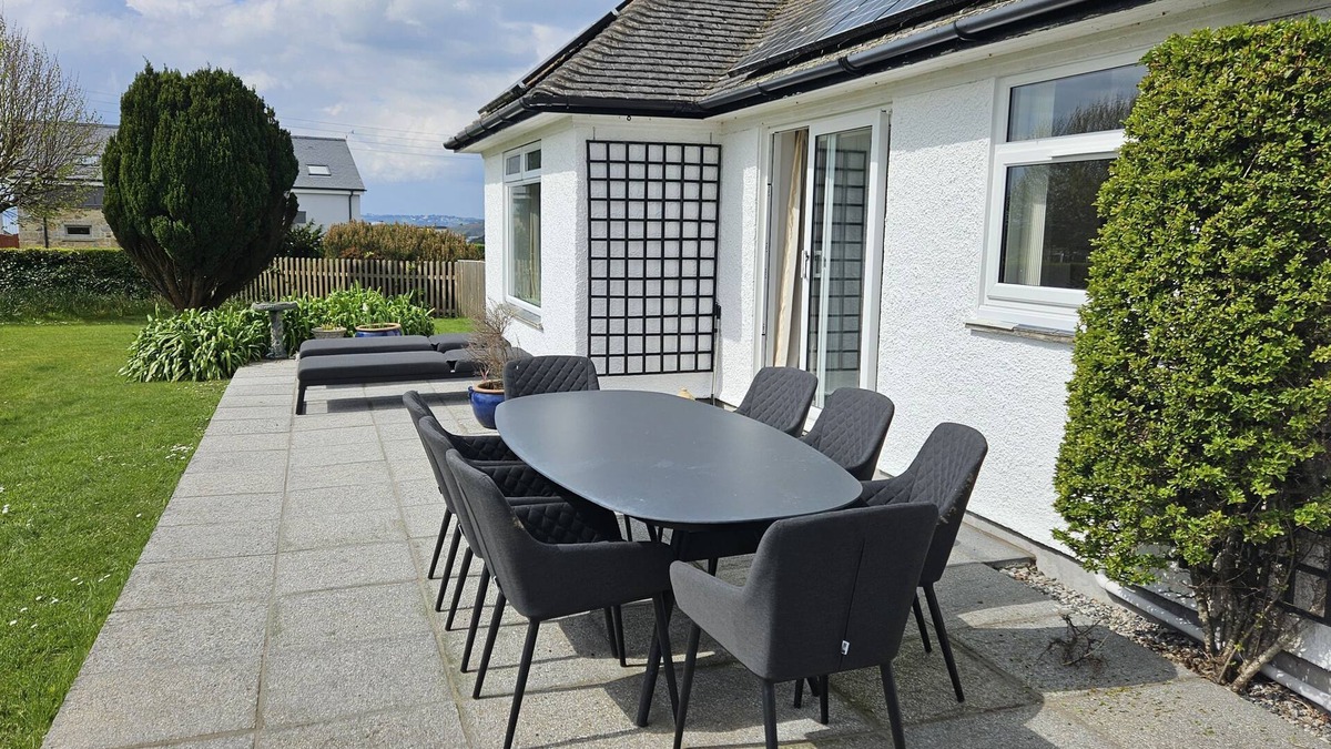 St. Mawes Cottage | Heathfield - a holiday home that sleeps 8 guests in 4 bedrooms