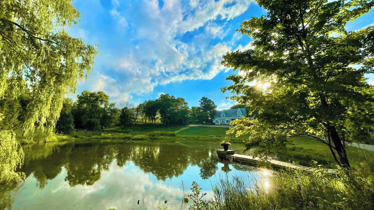 Mulmur House | Heaven on 5th, Luxury in the Canadian Countryside, 9 bedrooms, hot tub, and pool