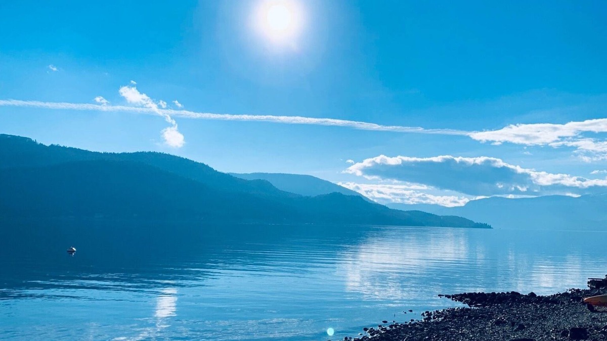 Adventure Bay House | Heaven On Okanagan Lake