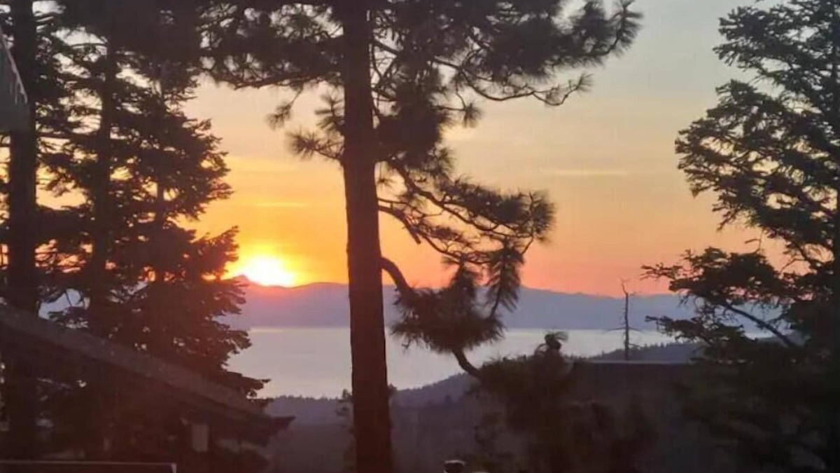 Tahoe Village Apartment | Heavenly Haven - sleeps 4