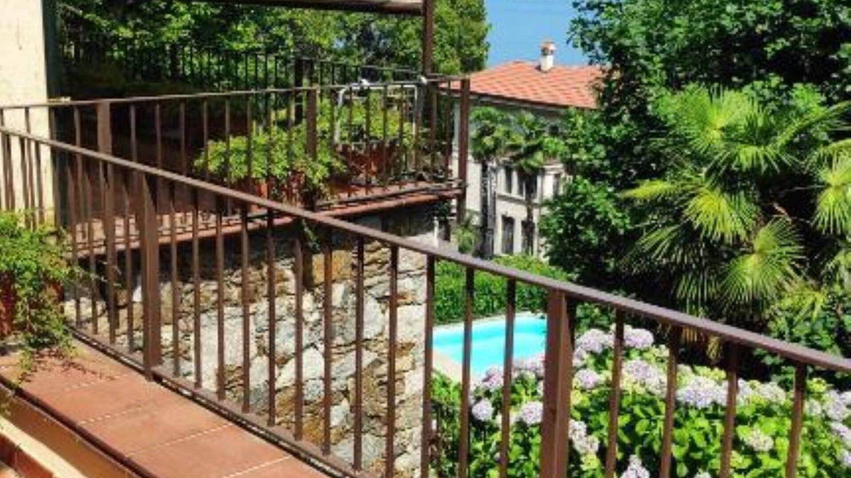 Belgirate Apartment | Heavenly Holiday Home lake view and pool