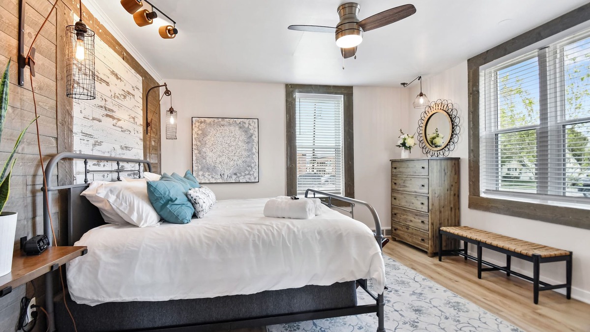 Heber House | Heber Cutie, Pet-Friendly, HotTub, Downtown!