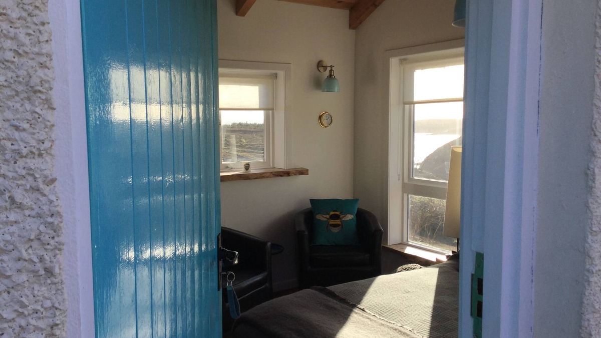 Isle of Lewis Cottage | Hebridean Hideaway - converted weaver's shed in secluded location