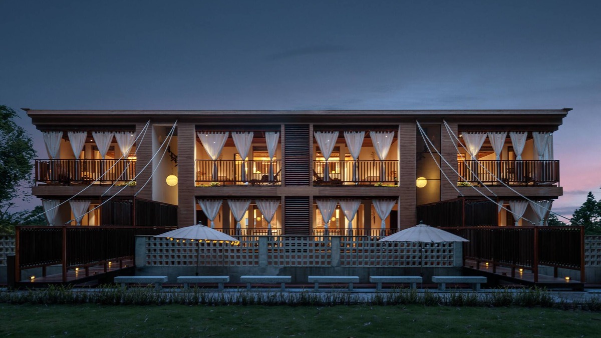Dujiangyan Hotel | Hegu Mountain Retreat