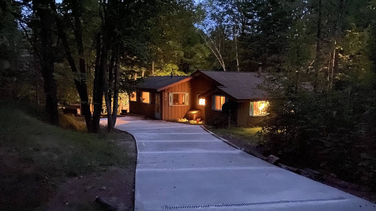 Thompsonville Cottage | Heins Haven North on the Betsie River