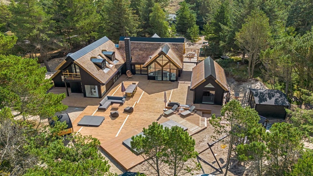 Blavand House | "Hejdie" - 750m from the sea by Interhome