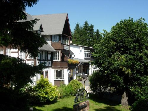 Baerenburg House | Helenenhof