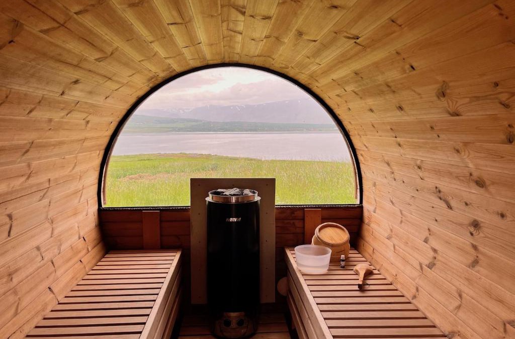Svalbarðseyri Villa | Helgafell retreat center