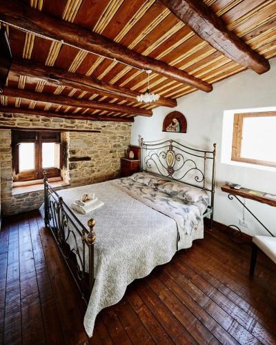 Montalbano Elicona House | Helikon -la dimora del viandante-