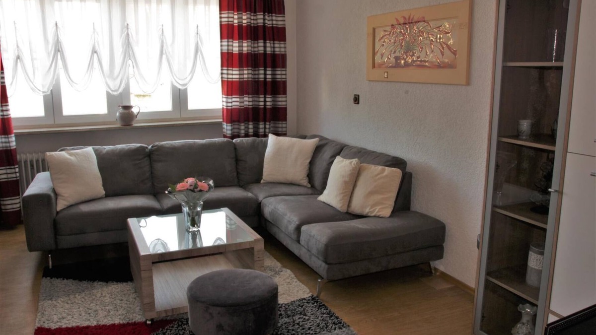 Zandt Apartment | Helle, großzügige Ferienwohnung für die ganze Familie