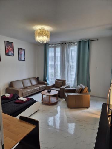 Hellersdorf Apartment | Hellersdorf City