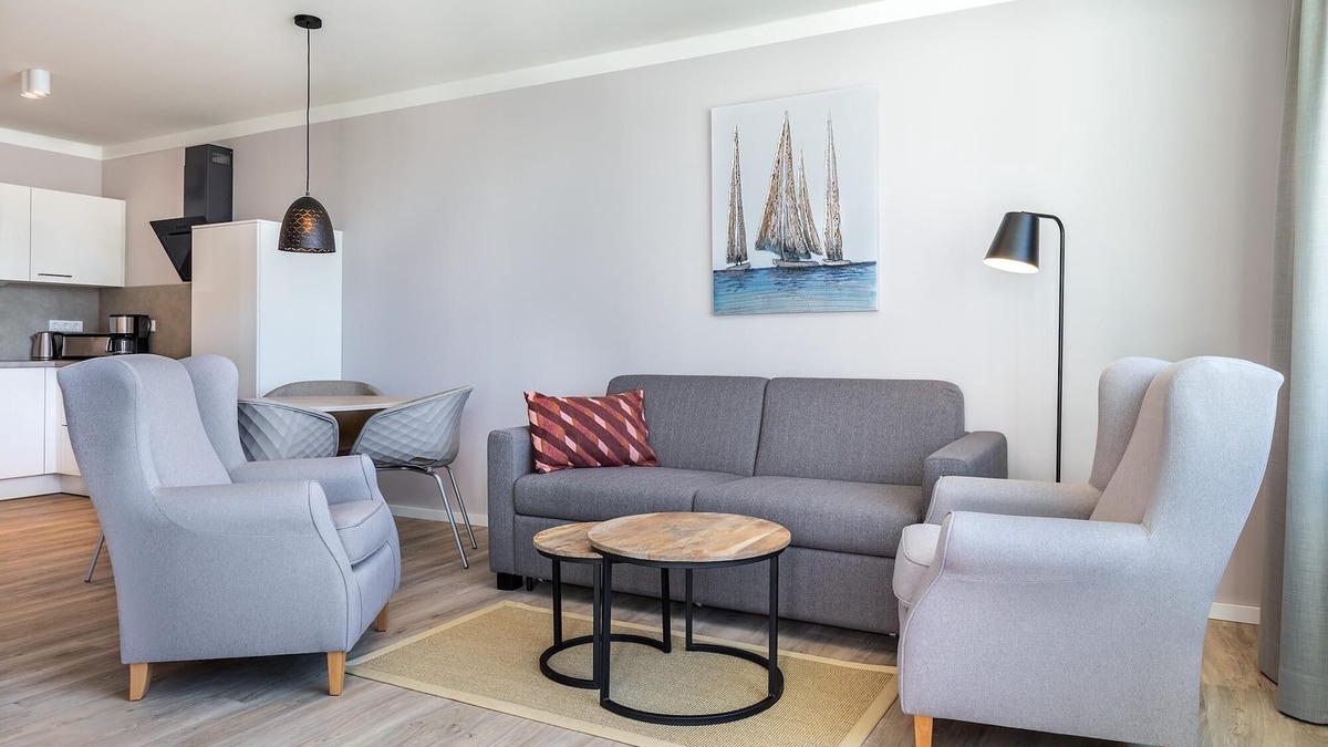Alt-Travemunde/Ronnau Apartment | Helles Ferienapartment in Sonniger Süd-west-lage und nur 300 Meter zum Strand