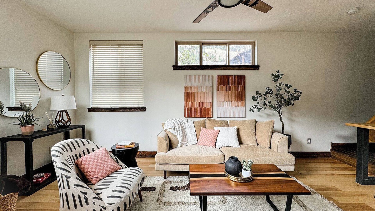 East Missoula House | HELLGATE CANYON VIEWS AND CLOSE TO DOWNTOWN