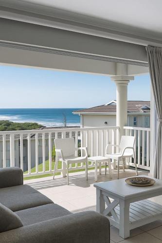 Melville Apartment | Hello Holiday at 4 Boboyi Mangrove Beach Estate