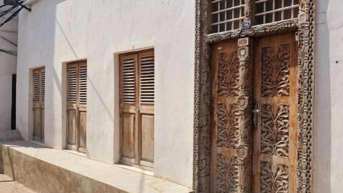 Stone Town Apartment | Hello Rafiki House - Family Room