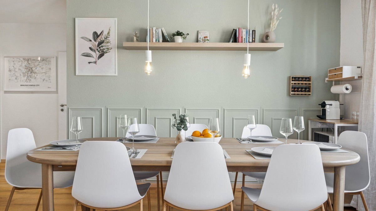 Braunschweig City Center Apartment | Hellohome Urban Design Apartment by the Castle 115 sqm Kicker