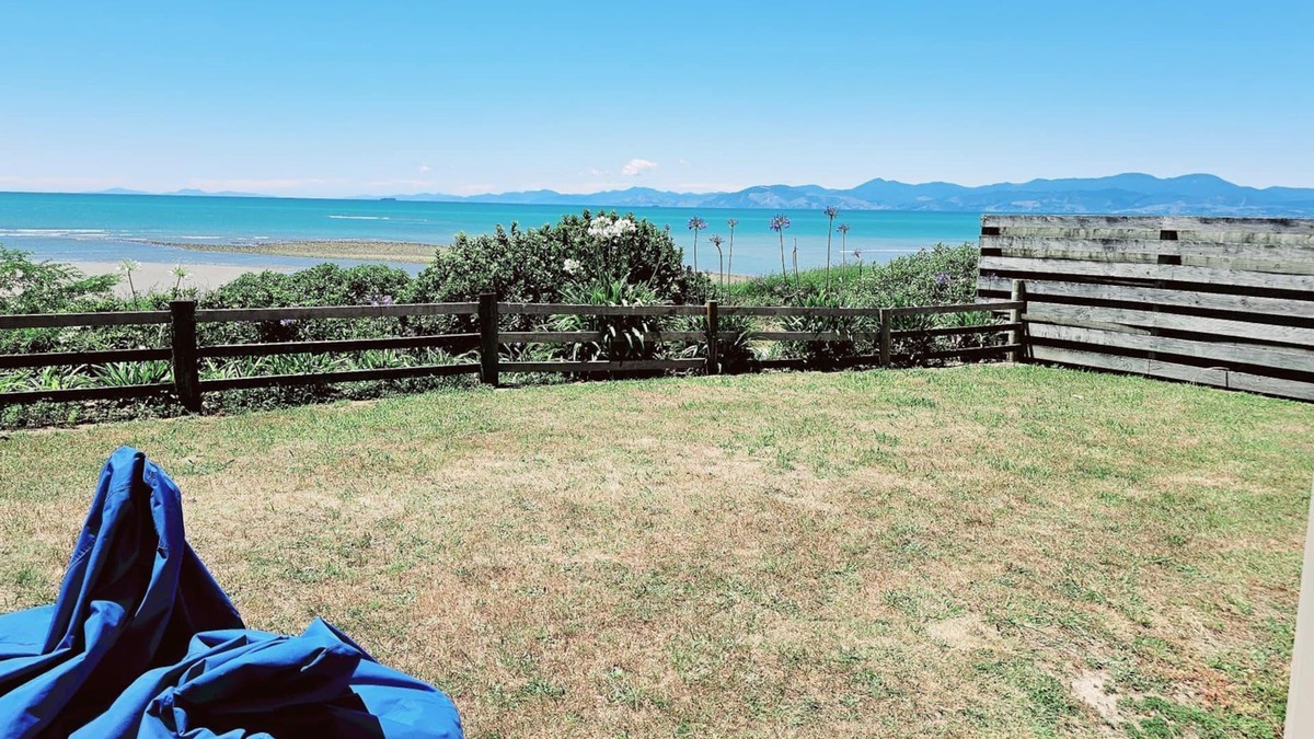 Tasman Cabin | Helme Holiday Top Bach
