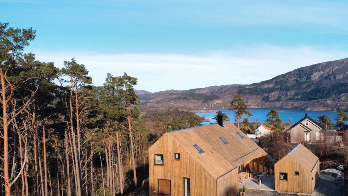 Strand Municipality Cabin | Helt ny hytte med båt inkludert! I nærheten av preikestolen!