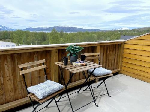 Dyry Apartment | Helt ny sentral 2-roms leilighet i Dyrøy