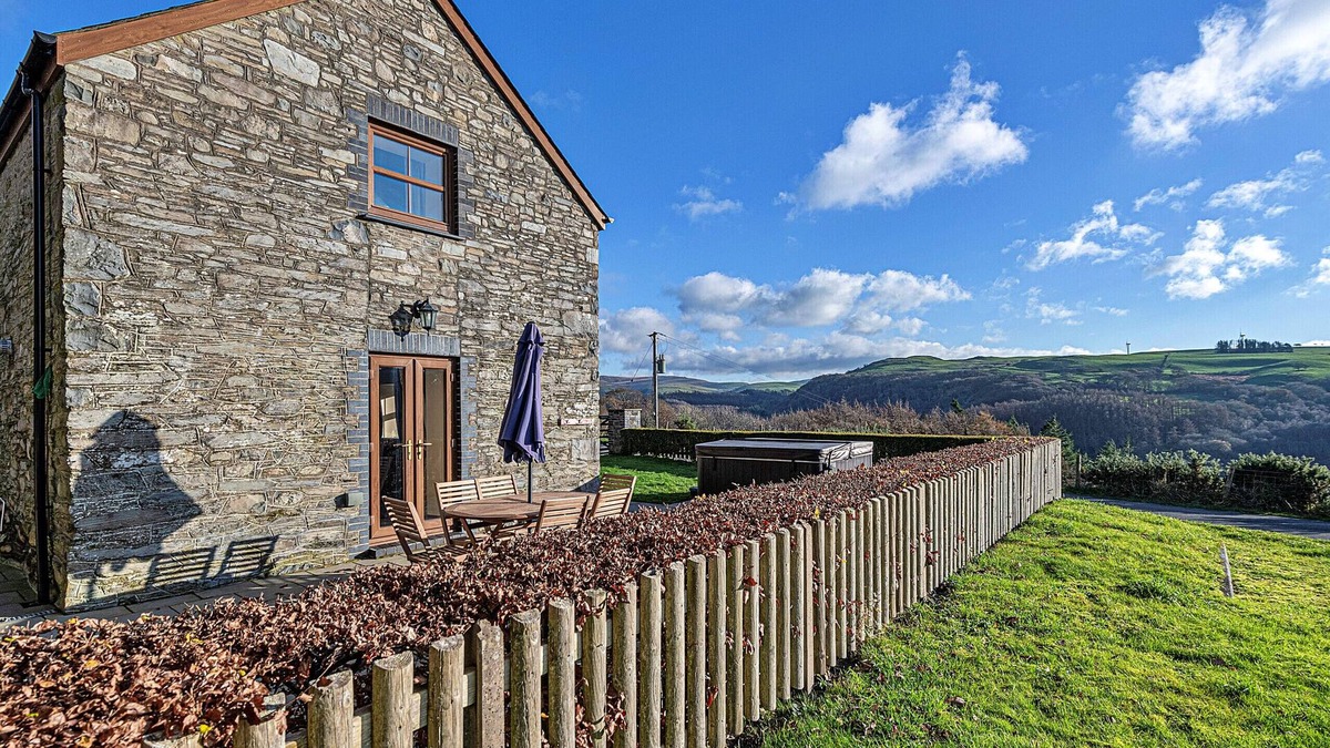Glandyfi Cottage | Helygen