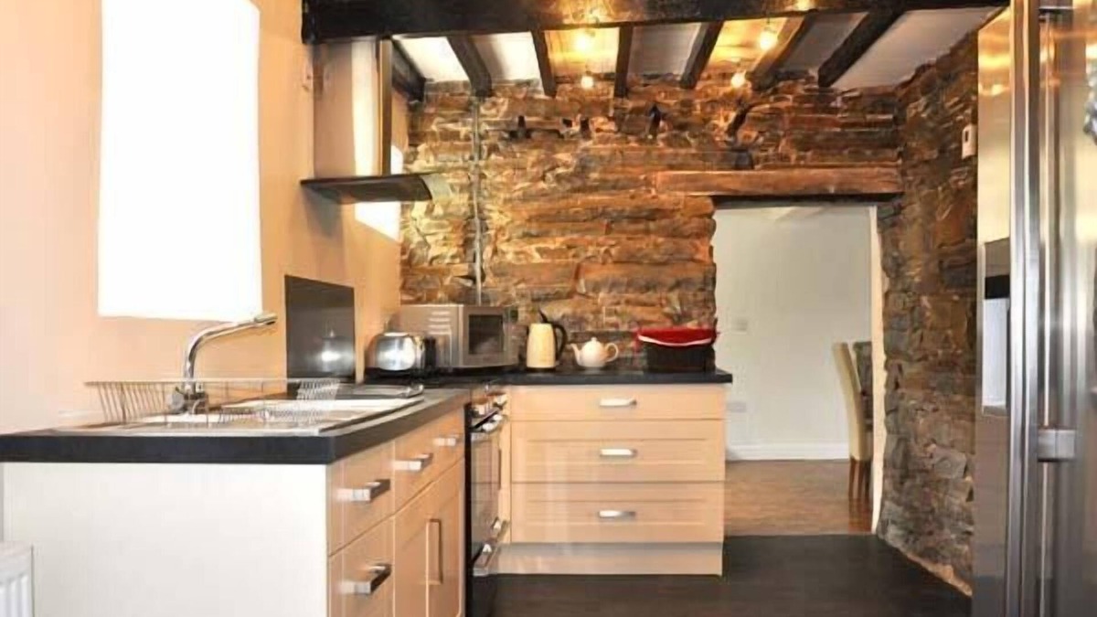 Denbigh Cottage | Hendre Aled Farmhouse