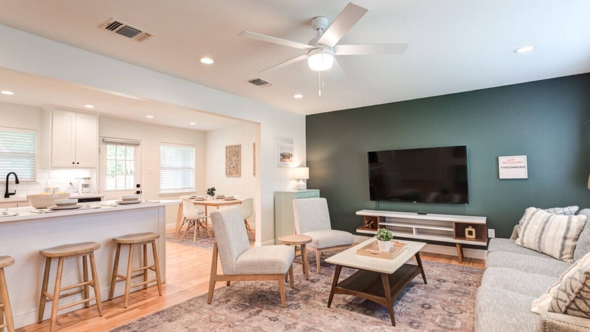Lubbock House | Hendrix House - 2BR/2BA - Dog Friendly!