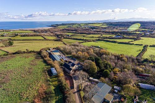Dulas House | Hendy - Tyddyn Mon
