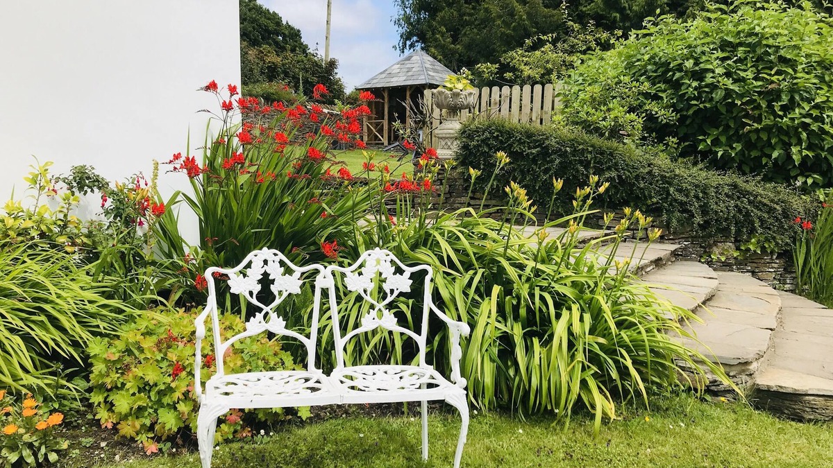 Gelligaer House | Hengoed Hideaway - Spacious 3-Bed House