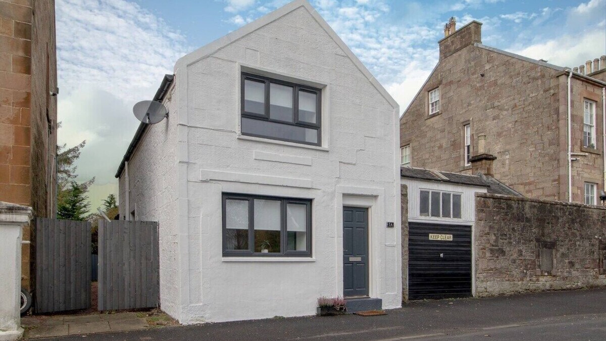 Helensburgh House | Henry Bell - Cosy 2-bedroom cottage