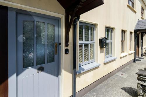 Kenmare House | Henry Court Townhouse