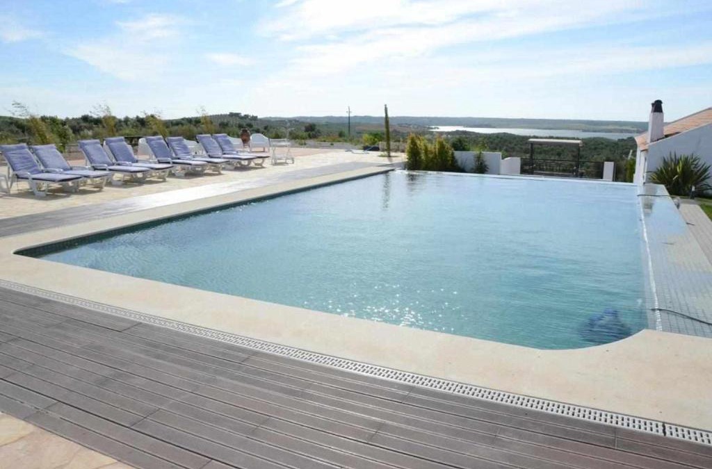 Avis House | Herdade da Fonte Ferreira