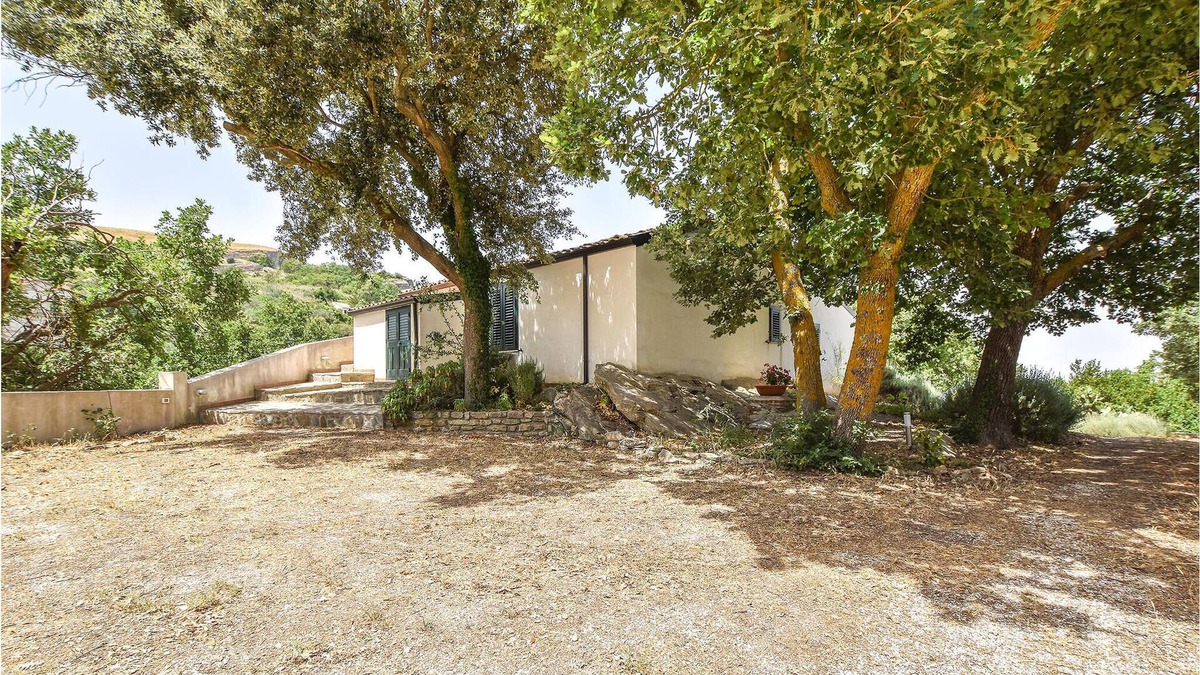 Corleone House | Here you will find your oasis of peace and nature in the forests of Sicily.