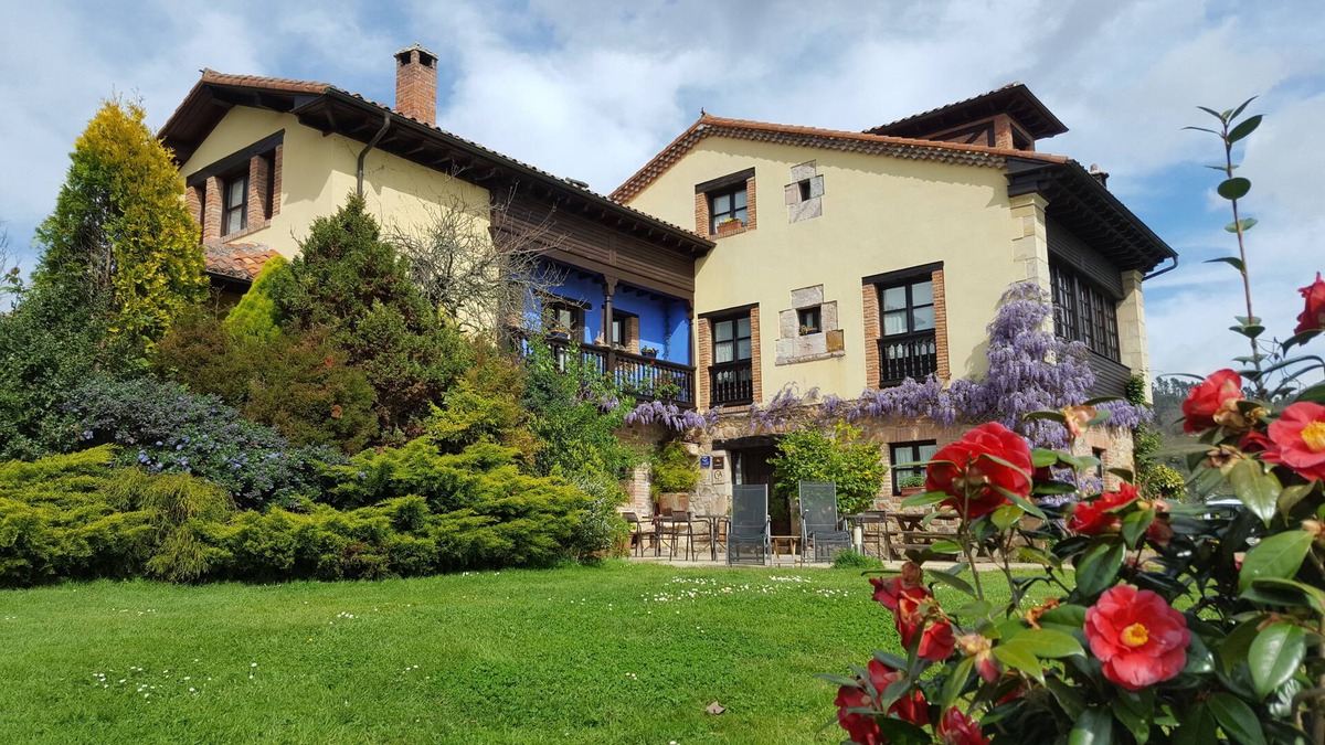 Santianes de Ola House | Heredad de la Cueste