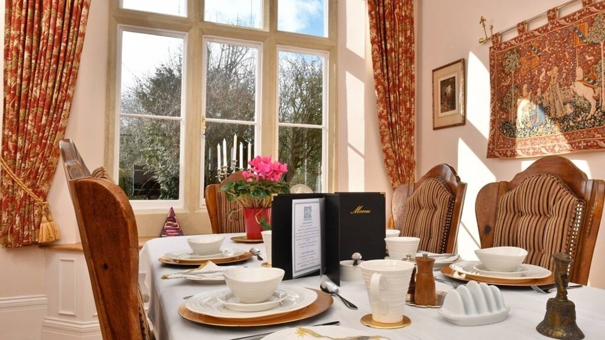 Calne Bed & Breakfast | Heritage Bed & Breakfast
