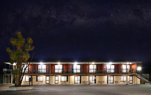 Oamaru Hotel | Heritage Court Lodge Oamaru