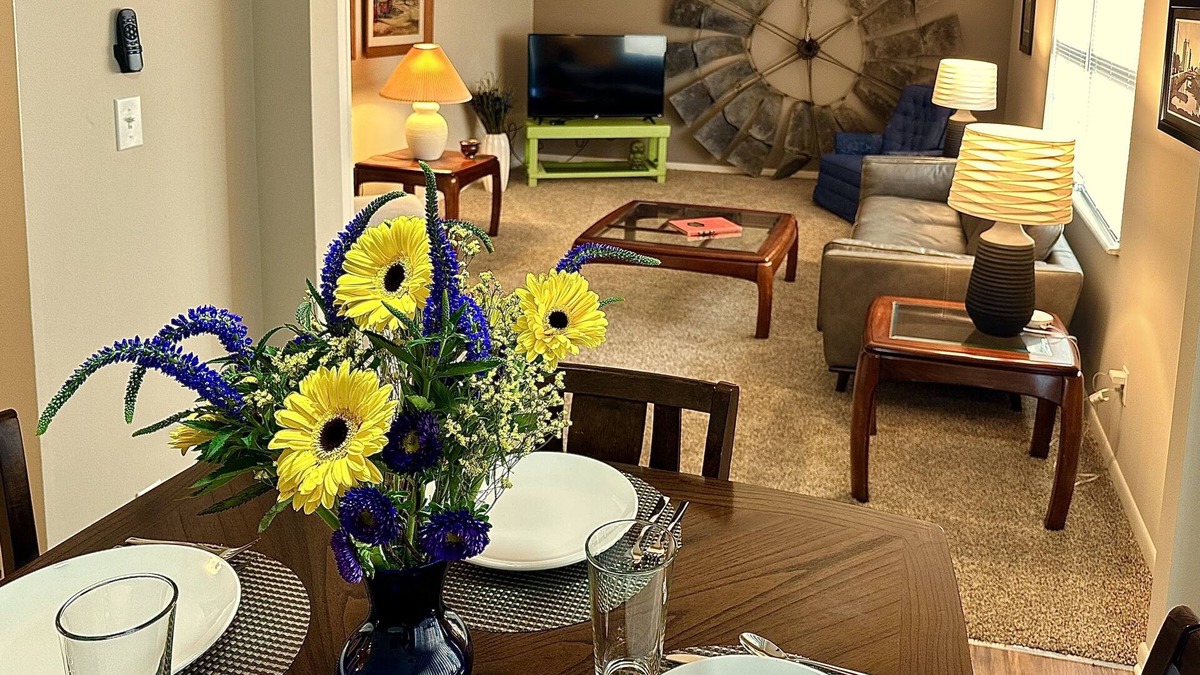 Manhattan Apartment | Heritage Suites 40
