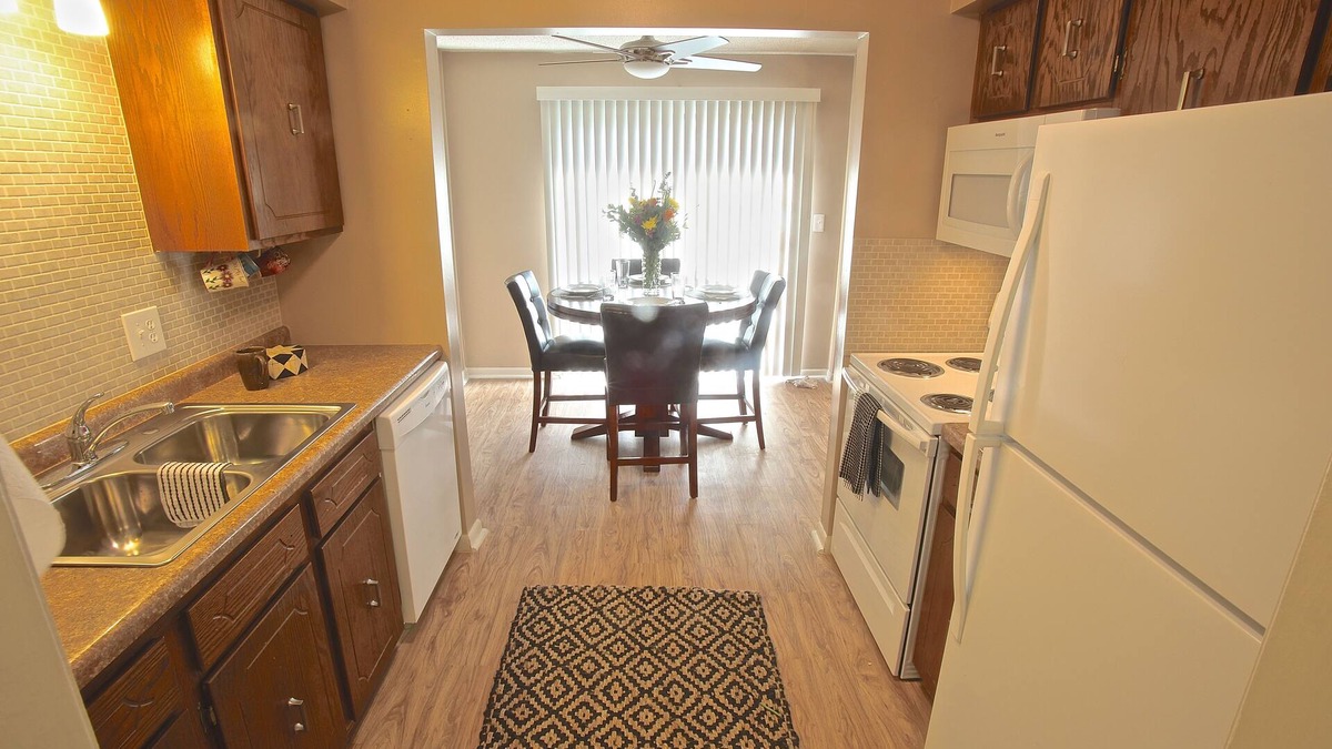Manhattan Apartment | Heritage Suites 46