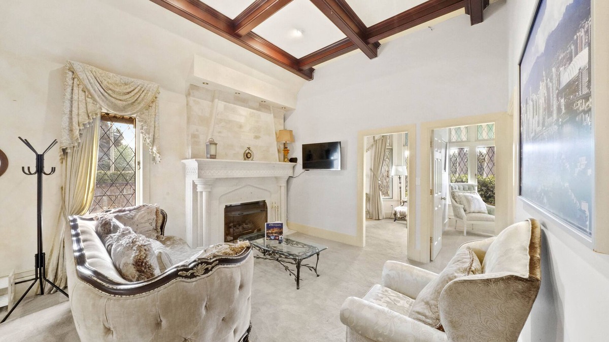 Kerrisdale House | Heritage Tavistock Mansion 4 BR+Office Near YVR+Golf+UBC