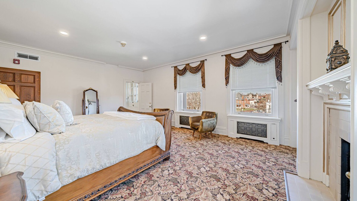 Greensburg Apartment | Heritage Venue and Luxury Living