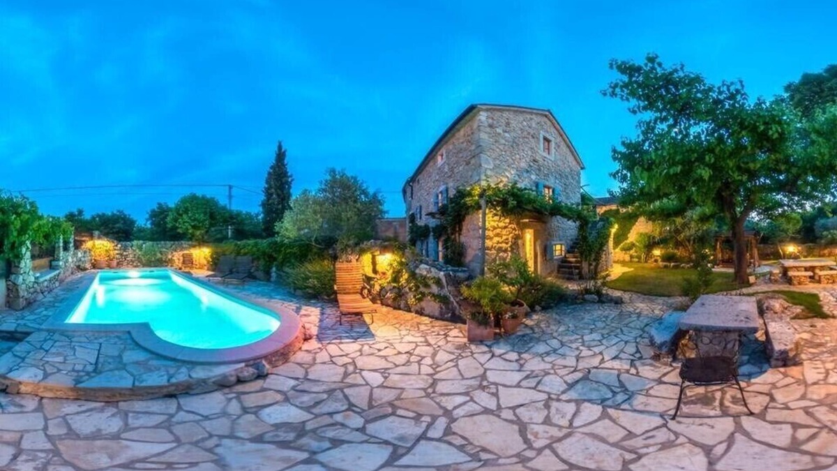Malinska-Dubasnica Villa | HERITAGE VILLA DEA RUSTICA