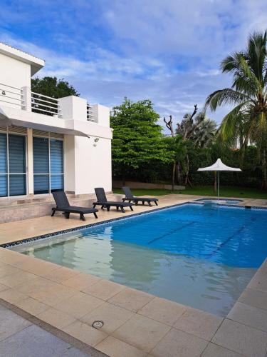 Ricaurte House | Hermosa Casa Campestre en Ricaurte Girardot