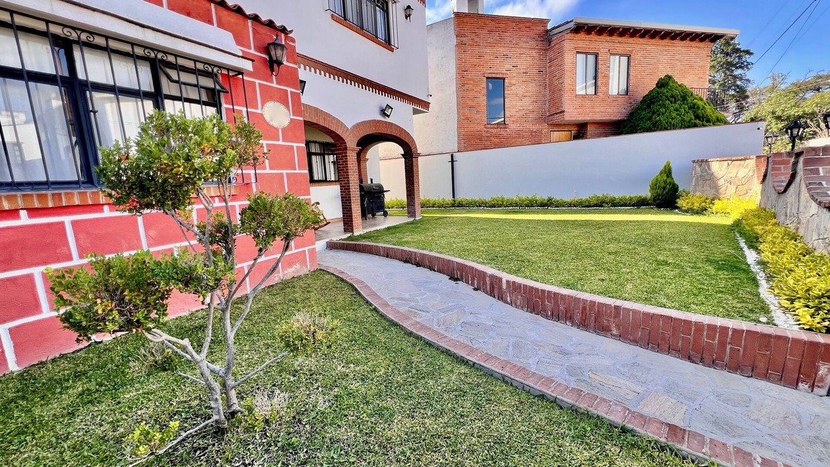 La Magdalena House | Hermosa casa en el centro de Tequisquiapan, 24 personas