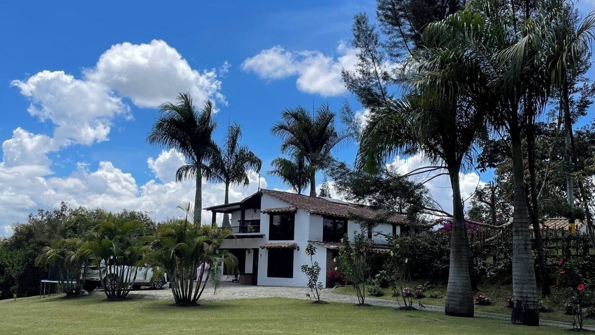 El Carmen de Viboral House | Hermosa Finca Cerca al Aeropuerto de Rionegro Medellin, via san Antonio la Ceja