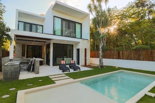 Akumal Villa | Hermosa Villa en Tulum Country Club acceso a playa